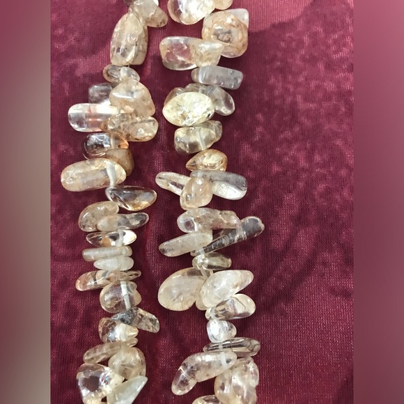 Ice Flake quartz necklace - Picture 3 of 4